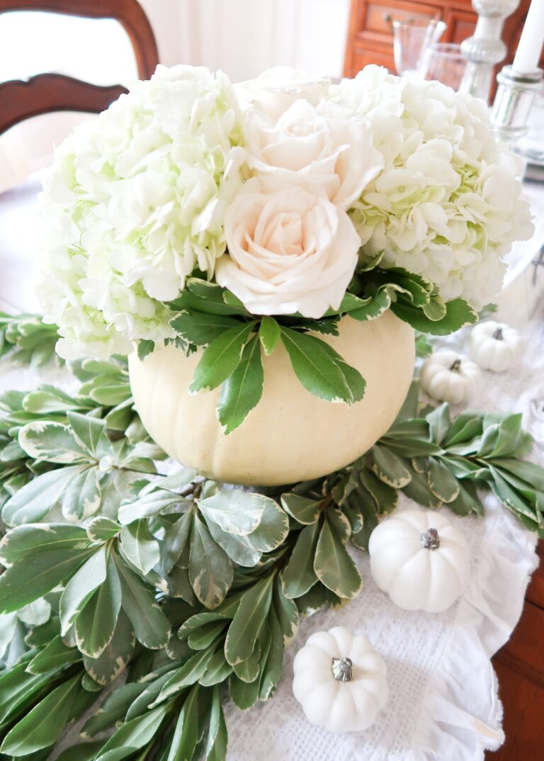 white pumpkin floral centerpiece